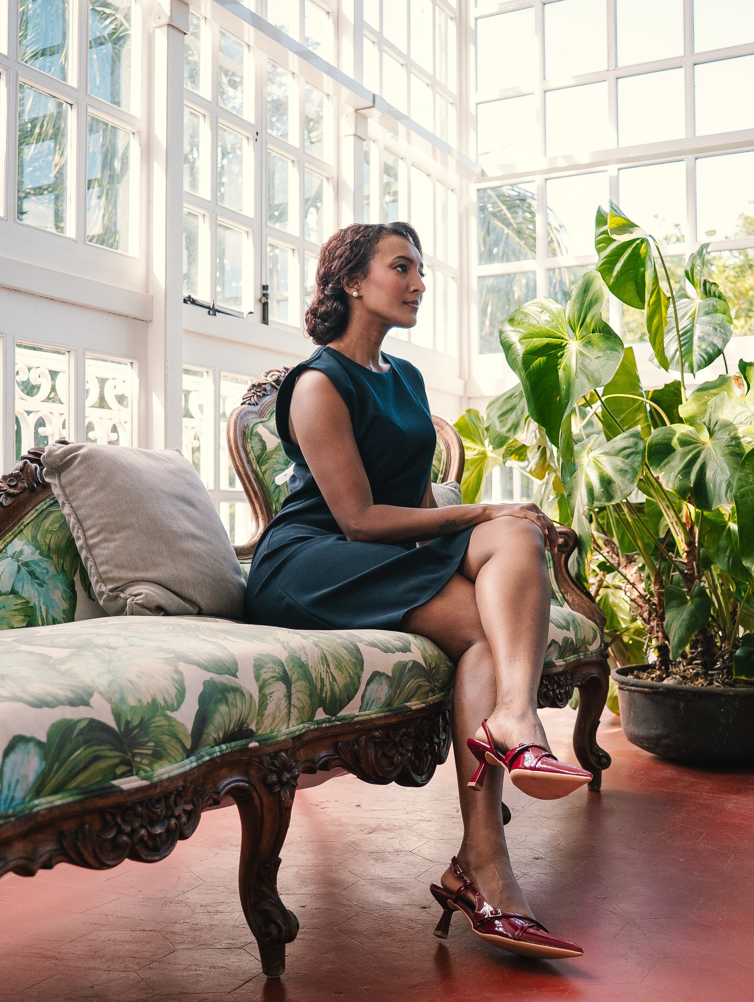 Sleeveless blue midi dress with a flattering A-line Silhouette