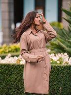 Long-sleeve shirt dress and a detachable belt